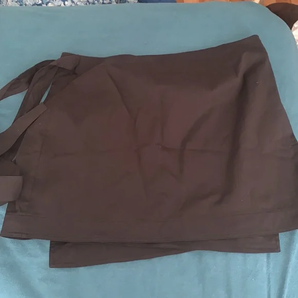 Theory | Cotton Black Wrap Tie Skirt - Picture 7 of 7
